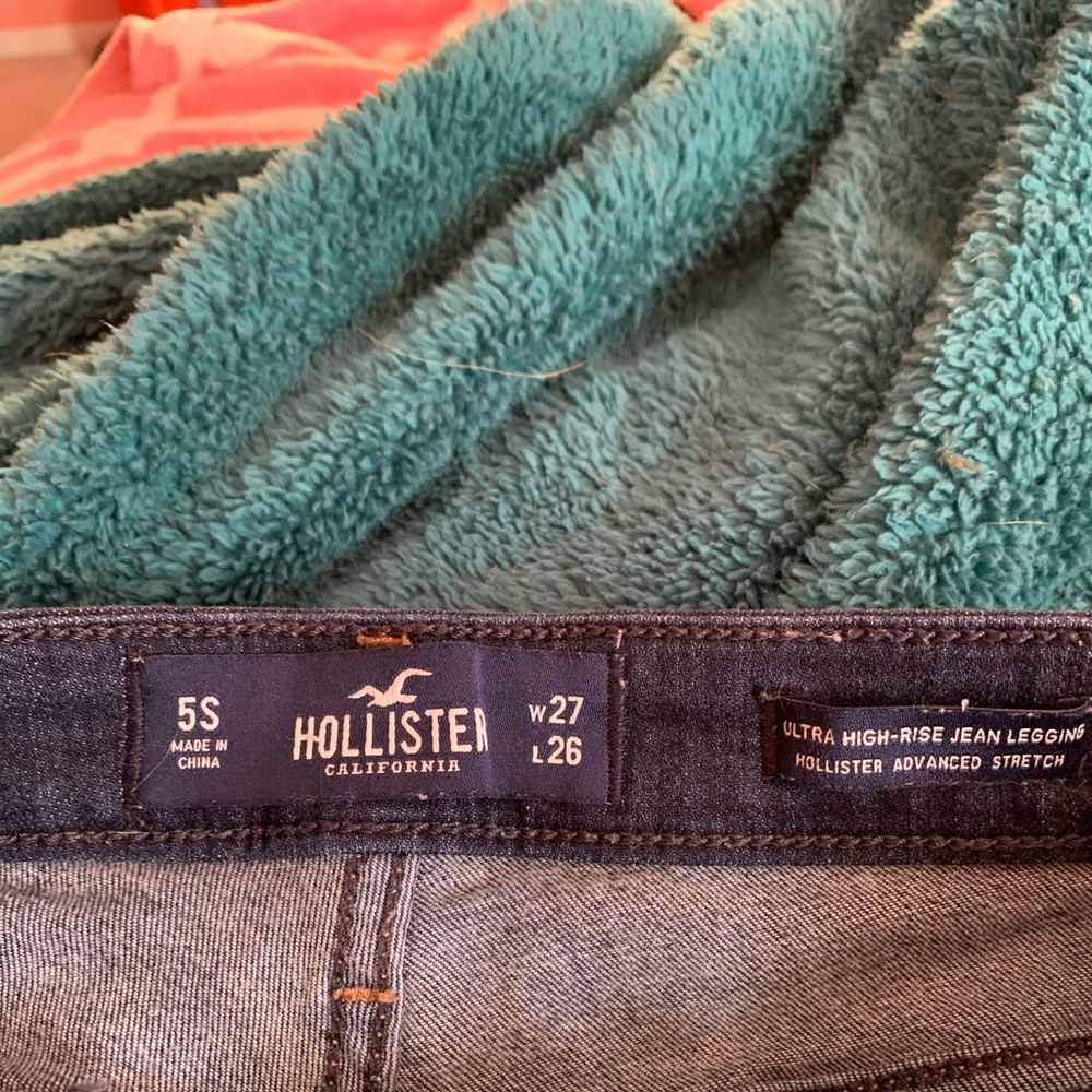 Holister jeans